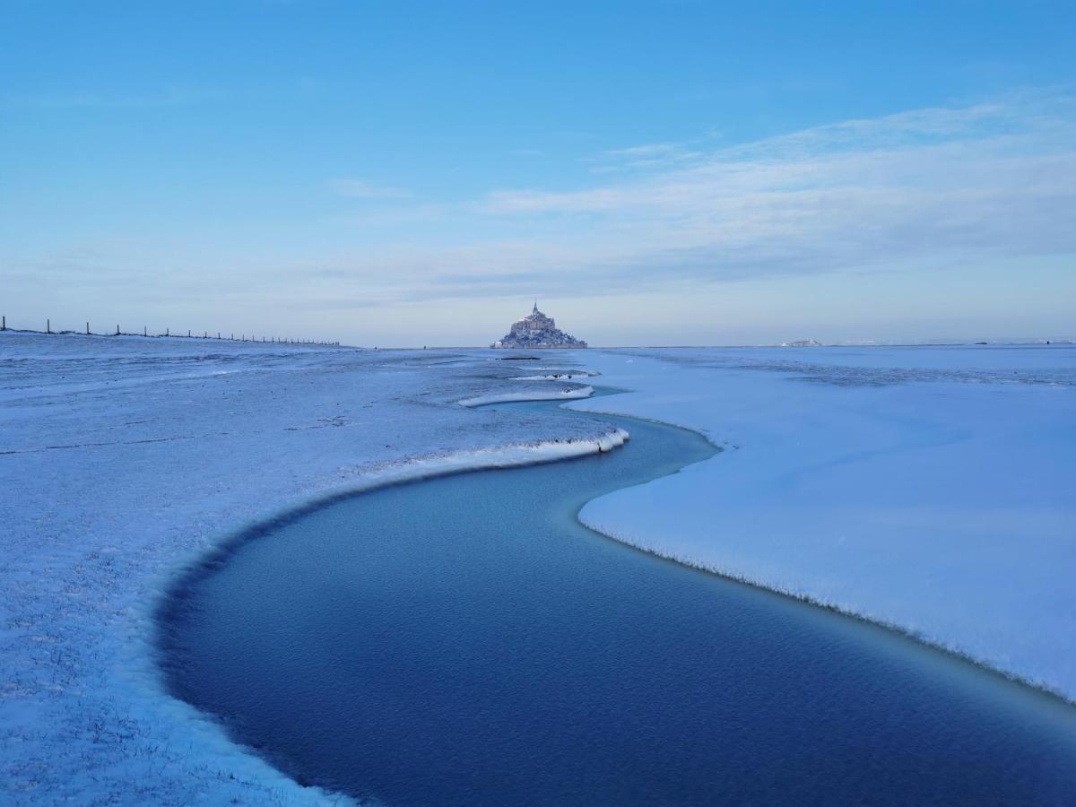 Les Pommiers De Mont Saint Michel Hotel Beauvoir  Ngoại thất bức ảnh